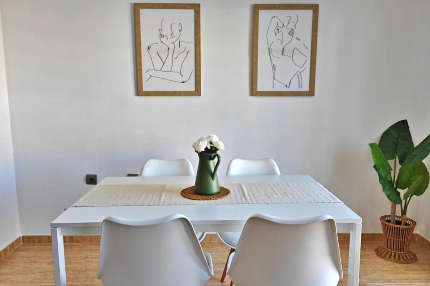 Apartamento Paseo Larios Torre Del Mar Exteriör bild
