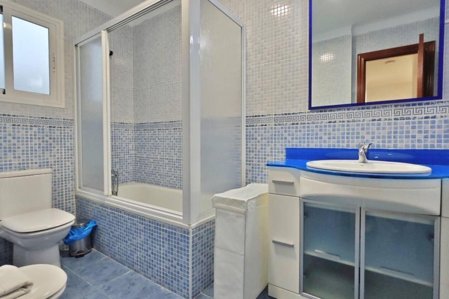 Apartamento Paseo Larios Torre Del Mar Exteriör bild