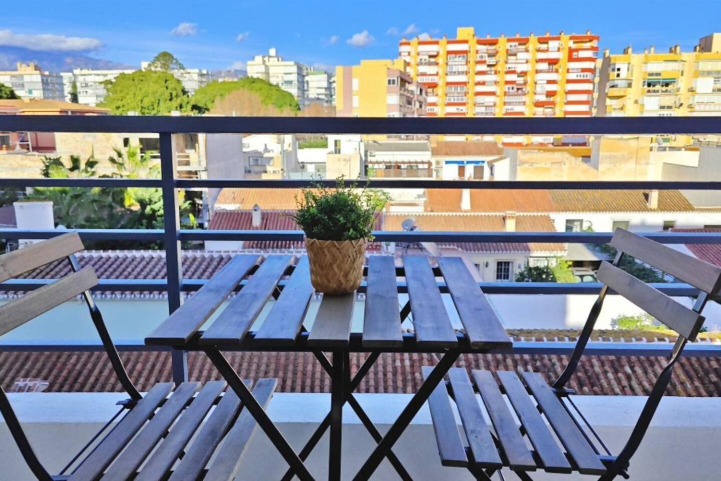 Apartamento Paseo Larios Torre Del Mar Exteriör bild